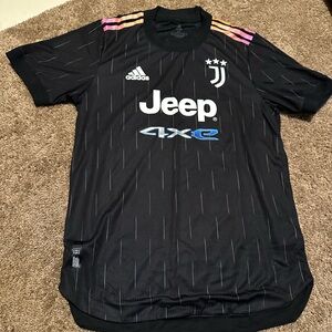 Juventus 21/22 Away Authentic Jersey (adidas Size M)